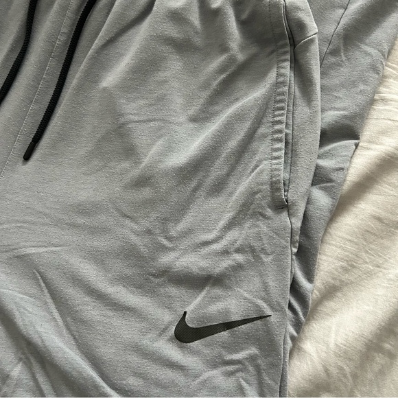 NIKE Dri-Fit Joggers - Picture 2 of 4
